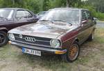 =Audi 80 steht auf dem Austellungsgelände beim Oldtimertreffen in Ostheim, 07-2019