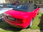 =Audi 80 Cabrio, gesehen bei der Oldtimerausstellung bei Schloss Fasanerie, 06-2025