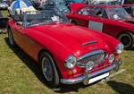 Austin Healey 3000 MK III im Farbton signal red. Der Brite Donald Healey (*1898 +1988) entwickelte dieses Modell, um insbesondere auf dem US-Roadster-Markt, erfolgreich zu sein. Der Ur-Healey wurde bereits 1951 vorgestellt und ging ein Jahr sp�ter in ...