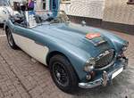 Austin Healey 3000 MK III in der Farbkombination iceblue over ivory.