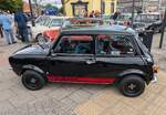 Profilansicht eines Austin Mini Clubman 1275GT aus dem letzten Modelljahr 1980. Im Oktober 1969 pr�sentierte British Leyland die neue Clubman-Reihe. In ihr zeigten sich die Bem�hungen des Chef-Stylisten Roy Haynes, aus dem Mini einen moderneren Klein ...