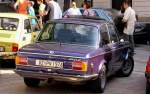 BMW 1602 violet.