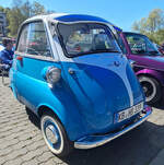 =BMW Isetta 250, ausgestellt bei der Oldtimerveranstaltung in Frankenberg, 05-2026