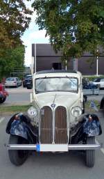 Ein alter Oldtimer BMW 309.