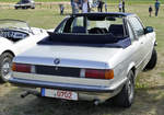 BMW  Baur-Cabrio  Heckansicht, Baujahr 1983, 143 PS bei 2.291 ccm am Flugplatz Müggenhausen 02.09.2018