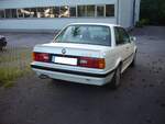 Heckansicht eines BMW E30 325i X.