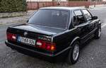 RÜckansicht: BMW 3er E30 in einem wirklich schönen Zustand.