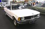 Prototyp eines Vollcabriolets vom BMW 316 (Baureihe E21) in der Farbe chamonixweiß aus dem Jahr 1975.