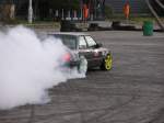 BMW E30 hat auf dem Carstyling Tuning 2012 Show riesige  Rauchberge  gemacht