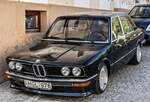 BMW 5 E12.