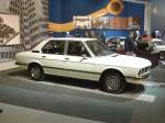 Ein BMW 520 in der Essener Messe am 02.04.2004.