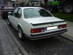 Heckansicht eines BMW E24 635 CSi. Oldtimertreffen des AMC Essen-Kettwig am 01.05.2022.