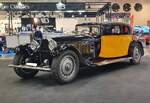 Replika eines Bugatti T41 Royale Coach Weymann. Er sollte das Allerbeste sein. Das größte, teuerste, schwerste, komfortabelste und luxuriöseste Automobil seiner Zeit. Patron Ettore Bugatti hatte große Pläne für seinen ul ...