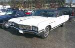 Buick Electra 225 fourdoor Hardtop des Modelljahres 1965. Im Jahr 1965 war der Electra 225 das Toppmodell im Verkaufskatalog der Marke Buick. Darunter rangierten die Baureihen LeSabre 400, Skylark und als Basismodell der Special. Von dieser Modellvar ...