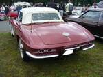 Heckansicht einer Chevrolet Corvette C1 Convertible des Modelljahres 1961.