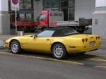 Chevrolet Corvette Cabrio am Messeplatz.