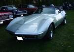 Chevrolet Corvette C3 Stingray Roadster des Modelljahres 1968 im Farbton silverstone silver.