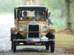 Einer der zahlreichen Teilnehmer der ADAC Sunflower Rallye im August 2012 war ein Chevrolet Supi von 1926.