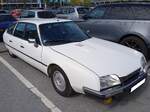 Citroen CX2400 GTI. Die futuristisch gezeichnete Modellreihe CX kam 1974 als Nachfolgemodell der Baureihe DS/ID auf den Markt und wurde mit einigen Facelifts und in etlichen Motorisierungs- und Ausstattungsvarianten bis ins Jahr 1991 hinein produzier ...