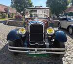=Citroen AC 4 Landaulet, Bj. 1930, 1631 ccm, 30 PS, ein ehemaliges Pariser Taxi, gesehen bei der Oldtimerausstellung bei Schloss Fasanerie, 06-2025