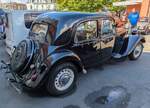 Profilansicht eines Citroen 11CV BN aus dem Jahr 1952.