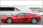 Der Ferrari Testarossa wurde von 1984 bis 1996 gebaut und erreichte eine Höchstgeschwindigkeit von 290 km/h.
