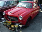 Fiat 1100 Turismo Veloce Coupe aus dem Jahr 1956. Von 1954 bis 1956 baute die Carrozzeria Pininfarina aus Cambiano bei Turin dieses Sport-Coupe in Kleinserie. Unter der Haube verrichtet ein modifizierter Vierzylinderreihenmotor aus dem Fiat  Miollecento  seinen Dienst. Während dieser Motor mit einem Hubraum von 1089 cm³ serienmäßig zwischen 36 PS und 40 PS leistet, werden diesem Motor durch geschickte Tuningmaßnahmen zwischen 65 PS und 94 PS entlockt. Im Moment ist der Wagen noch in der italienischen Provinz Terni/Umbrien zugelassen. Außengelände der Techno Classica Essen am 14.04.2019.