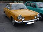 Fiat 850 Sportcoupe. 1968 - 1972. Das Sport Coupe basierte auf dem bereits 1965 vorgestellten 850 Coupe. Beim Sport Coupe wurde die 850´er Maschine auf 903 cm³ aufgebohrt, was eine Leistung von 52 PS ergab. Die Höchstgeschwindigkeit liegt bei 145 km/h. Kleinwagentreffen Krefeld am 31.05.2018.