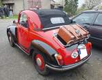 Heckansicht eines Fiat 500C 'Topolino' aus dem Jahr 1954. Oldtimertreffen Lorch-Ransel am 12.04.2026.