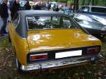 Heckansicht eines maisgelben 1971´er Ford Capri 1700 GT. Besucherparkplatz der Historicar am 17.10.2015.