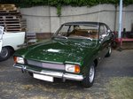 Ford Capri I. 1969 - 1973. Mit dem Capri gelang den europäischen Ford-Werken eine Wiederholung des grandiosen Erfolges, den das Stammhaus in Dearborn schon jahrelang mit dem Mustang für sich verbuchen konnte. Die Motorenpalette war breit gefächert und reichte vom 1.3l bis zum 2.6l V6-motor. Hier wurde ein Capri 1300 in der L-Ausstattung abgelichtet. Der
4-Zylinderreihenmotor leistet 50 PS aus 1305 cm³ Hubraum. Classic-Ford-Event am 18.09.2016 in Krefeld.