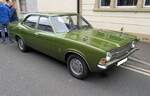 Ford Cortina MK3 in der Karosserieversion viertürige Limousine.