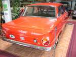 Heckansicht eines Ford Cortina 1200 de Luxe von 1964.