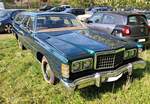 Ford LTD Stationwagon im Farbton bright aqua glow aus dem Jahr 1978. Der Ford-Kombimodelle der Full-Size-Klasse aus dem Jahr 1978 waren die letzten 'Landjachten“ aus Dearborn, bevor man auch dort anfing downsizing zu betreiben. Bei einer Fahrze ...