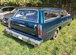 Heckansicht eines Ford LTD Stationwagon im Farbton bright aqua glow aus dem Jahr 1978. Cars & Castle auf Schlo� Lauersfort in Moers am 03.10.2026.