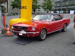 Ford Mustang 1 Convertible aus dem Modelljahr 1966.