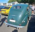 Heckansicht eines Ford Taunus G 93 A, auch  Buckeltaunus  genannt.