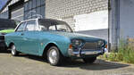 Ford Taunus 17M P3, „Badewanne“ Das Modell wurde zwischen 1960 und 1964 in deutschen Ford-Werke produziert, entworfen von Uwe Bahnsen. Gesehen am 17.07.2026 vor einer Werkstatt in W�rselen.