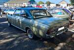 Profilansicht eines Ford Taunus P5 20M TS Hardtop Coupe aus dem Jahr 1966. Alt-Ford-Treffen an Mo´s Bikertreff Krefeld am 06.09.2026.