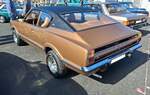 Heckansicht eines Ford Taunus TC Coupe 1.6 im Farbton copper brown und in der luxuri�sen Ausstattungsvariante GXL.