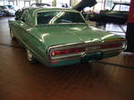 Heckansicht eines Ford Thunderbird Hardtop Coupe des Modelljahres 1966.