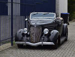 Ford Deluxe Convertible V8, Bj. 1936,  US Car´s und Hotrod Treffen in Eygelshoven NL. Aufnahme am 11.10.2025 