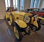 Hispano Suiza Typ3 30 aus dem Jahr 1923. Diese Marke wurde bereits 1899 in Barcelona gegründet. Der Markenname Hispano (Spanien) und Suiza (Schweiz) sollte die Verbindung von spanischem Kapital und schweizerischem Erfindergeist verdeutlichen,. D ...