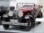 Horch 420 Cabriolet - Baujahr 1931, Hersteller: Horch-Werke AG Zwickau, Deutschland - Mit der Produktion von 1930 bis 1931 lag die Fertigung noch vor der Gründung der Auto Union. Die Baureihe 420 wurde in 256 Exemplaren gebaut. Der zuvor bei Stoewer tätige Fritz Fiedler konstruierte die Motoren des Typs 420. Das ausgestellte Fahrzeug ist eine Leihgabe der Audi Tradition, Ingolstadt. - techn. Daten: flüssigkeitsgekühlter 8-Zylinder-Viertakt-Ottomotor, Hubraum 4.517 cm³, Leistung 66 kW (90 PS) bei 3.400 U/min, Kraftübertragung mittels Einscheiben-Trockenkupplung, unsynchronisiertem 3-Gang-Getriebe und Kardanwelle auf Hinterachse, Vmax. 115 km/h - fotografiert am 08.05.2008 im Verkehrsmuseum Dresden - Copyright @ Ralf Christian Kunkel
