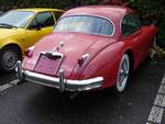 Heckansicht eines Jaguar XK 150 FHC (F ixed H ead C oupe), gebaut im Jaguar-Stammwerk Coventry in den Jahren von 1957 bis 1961.