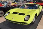 Lamborghini Miura P400S im Farbton giallo fly, produziert von 1968 bis 1971.