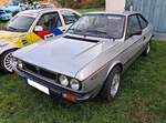 Lancia Beta Coupe aus dem Jahr 1983. Das Beta Coupe wurde von 1973 bis 1984 in insgesamt vier Baureihen produziert. Somit geh�rt dieses Auto im Farbton grigio chiaro aus dem Jahr 1983 zur vierten und letzten Serie dieser Modellreihe. Der hier gezeigt ...