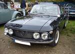 Lancia Fulvia Coupe Seria 1 1.3S. Zwei Jahre nach Vorstellung der Fulvia Berlina Limousine wurde 1965 auf dem Turiner Salon das sportliche Fulvia Coupe vorgestellt. Das Fulvia Coupe mit dem 1.3S-Motor kam 1968 auf den Markt. Von 1968 bis zur Einstellung dieser Motorenversion verkaufte Lancia 16.827 Autos dieses Typs. Der V4-Motor hat einen Hubraum von 1298 cm³ und leistet 92 PS. Die Höchstgeschwindigkeit gab Lancia mit 173 km/h an. Oldtimertreffen am Theater an der Niebu(h)rg in Oberhausen am 23.10.2022.