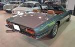 Heckansicht eines Maserati Ghibli 4.7 Spyder im Farbton argento auteil aus dem Jahr 1969.
