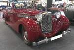 Maybach SW38 Sport Cabriolet aus dem Jahr 1938. Das Maybach SW38 Sport Cabriolet galt als eines der exklusivsten deutschen Luxusautos der späten 1930`er Jahre. Das Modell wurde zwischen 1936 und 1939 produziert und war das erfolgreichste Fahrzeu ...